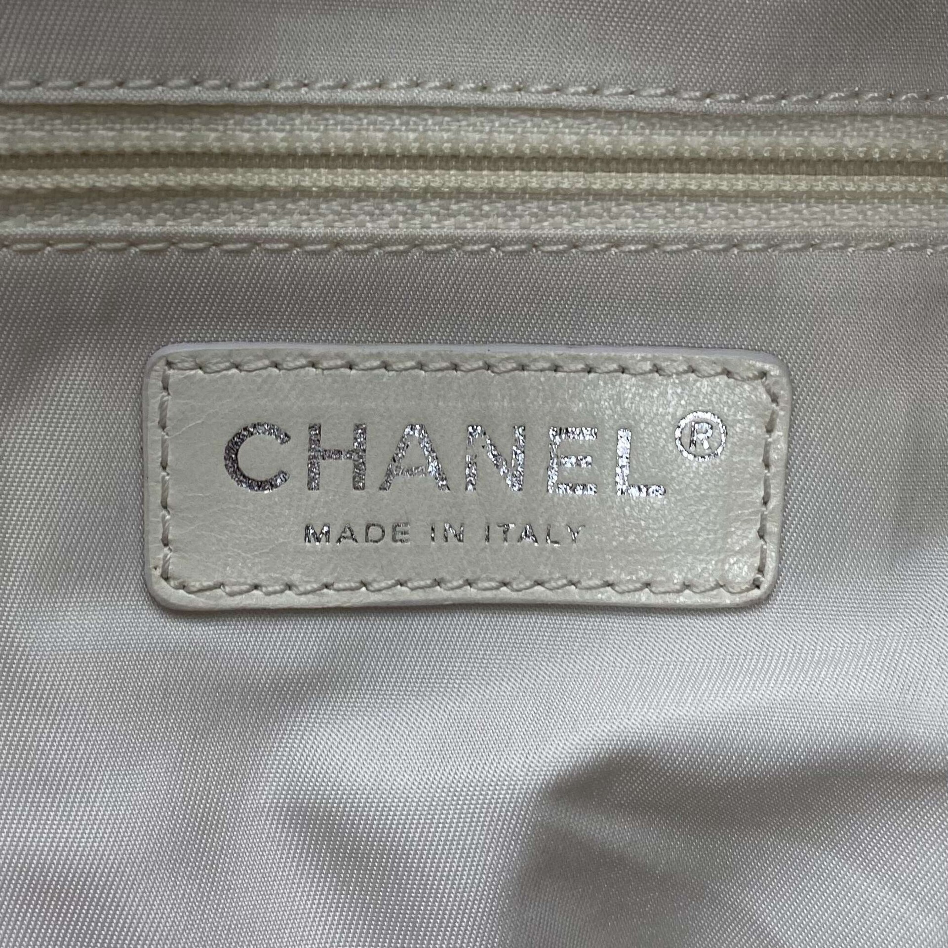 Bolsa Chanel Metalizada