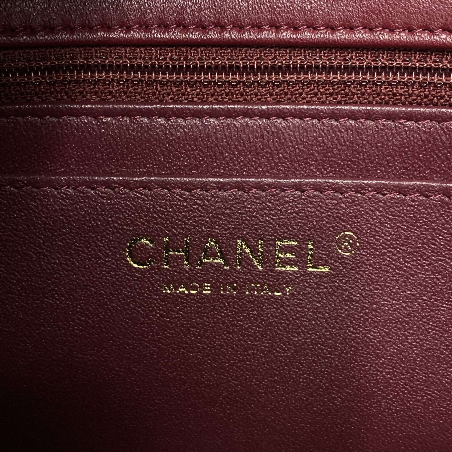 Bolsa Chanel Classic Flap Mini Vinho