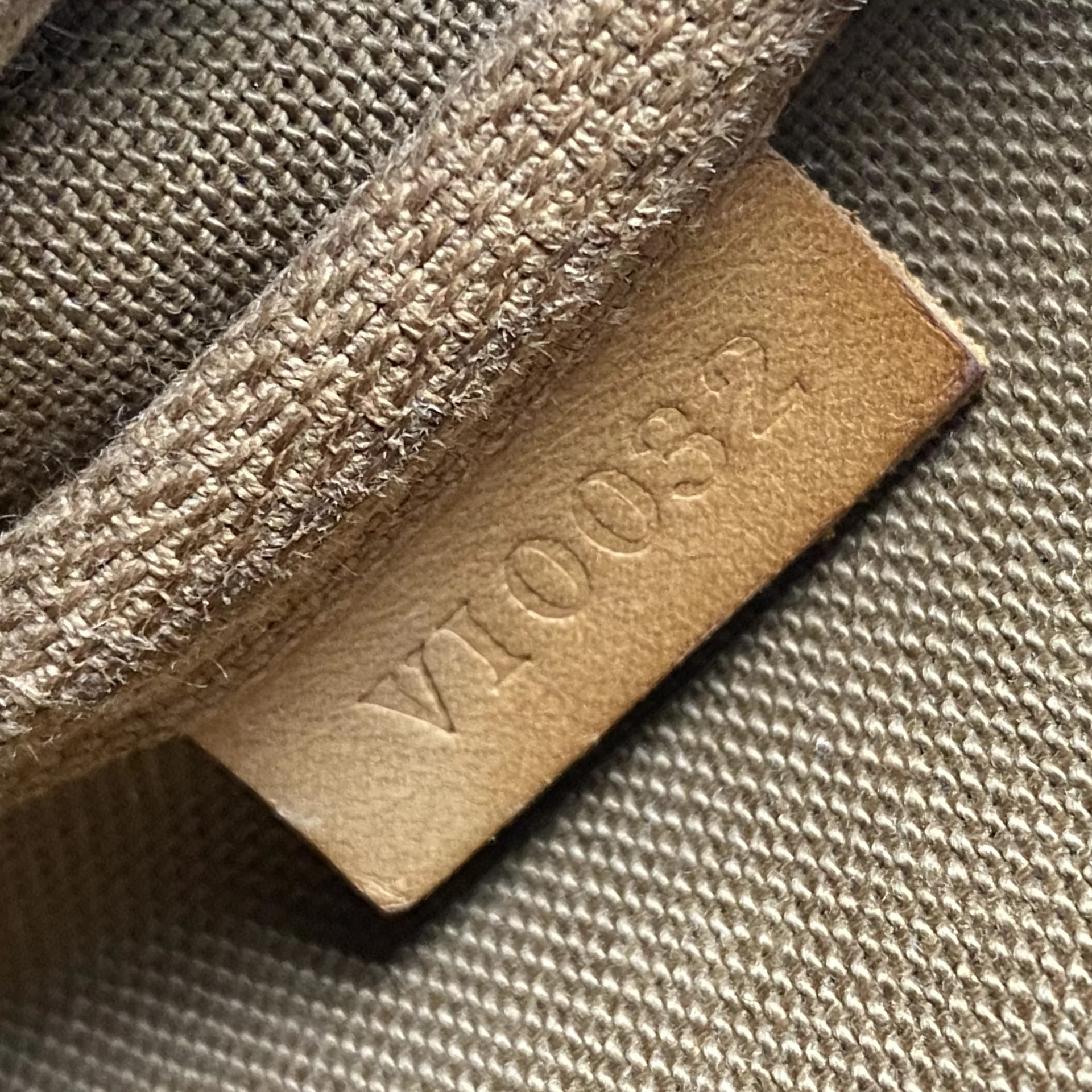 Bolsa Louis Vuitton Poschette Monogram
