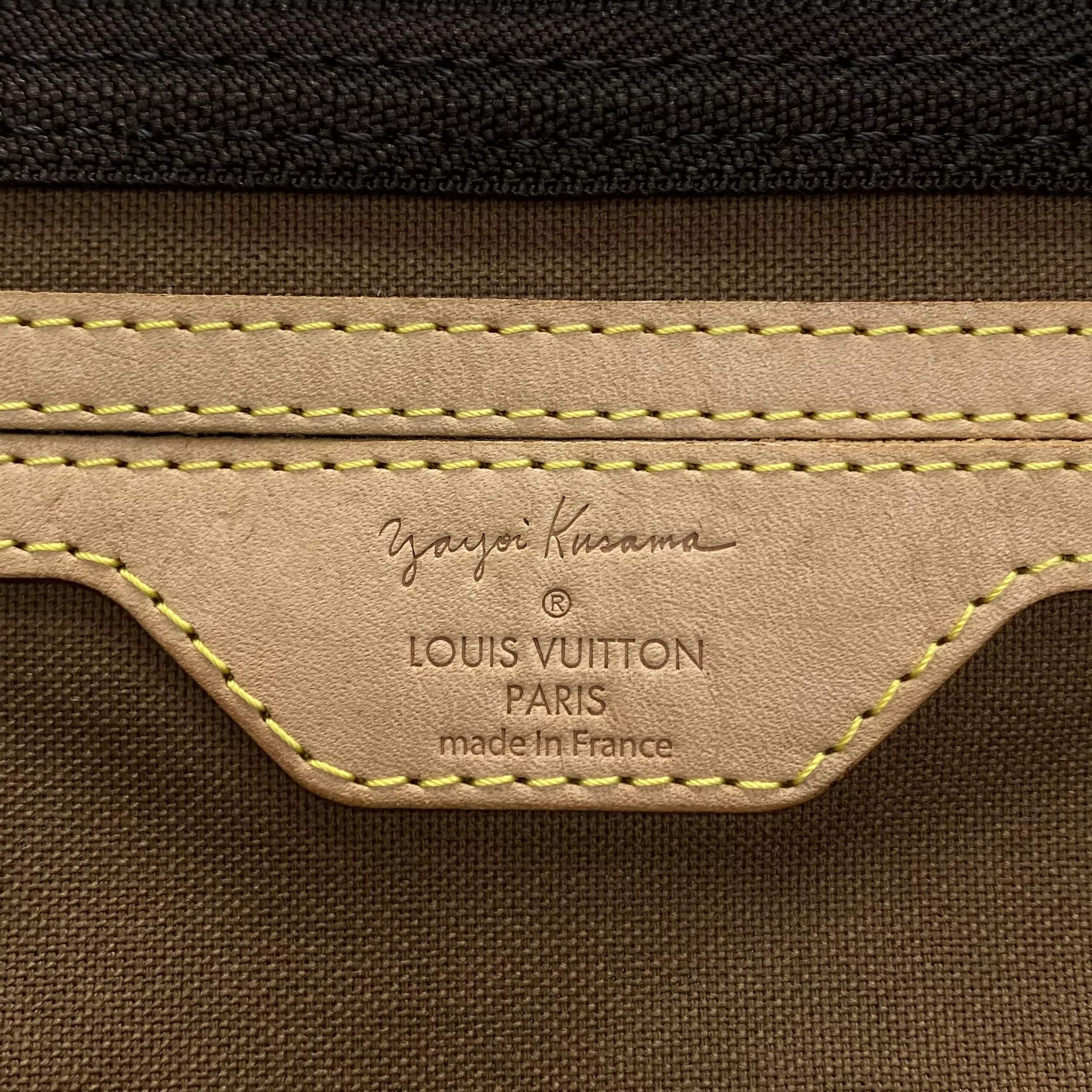 Mala Louis Vuitton Keepal 55 - Edição Limitada