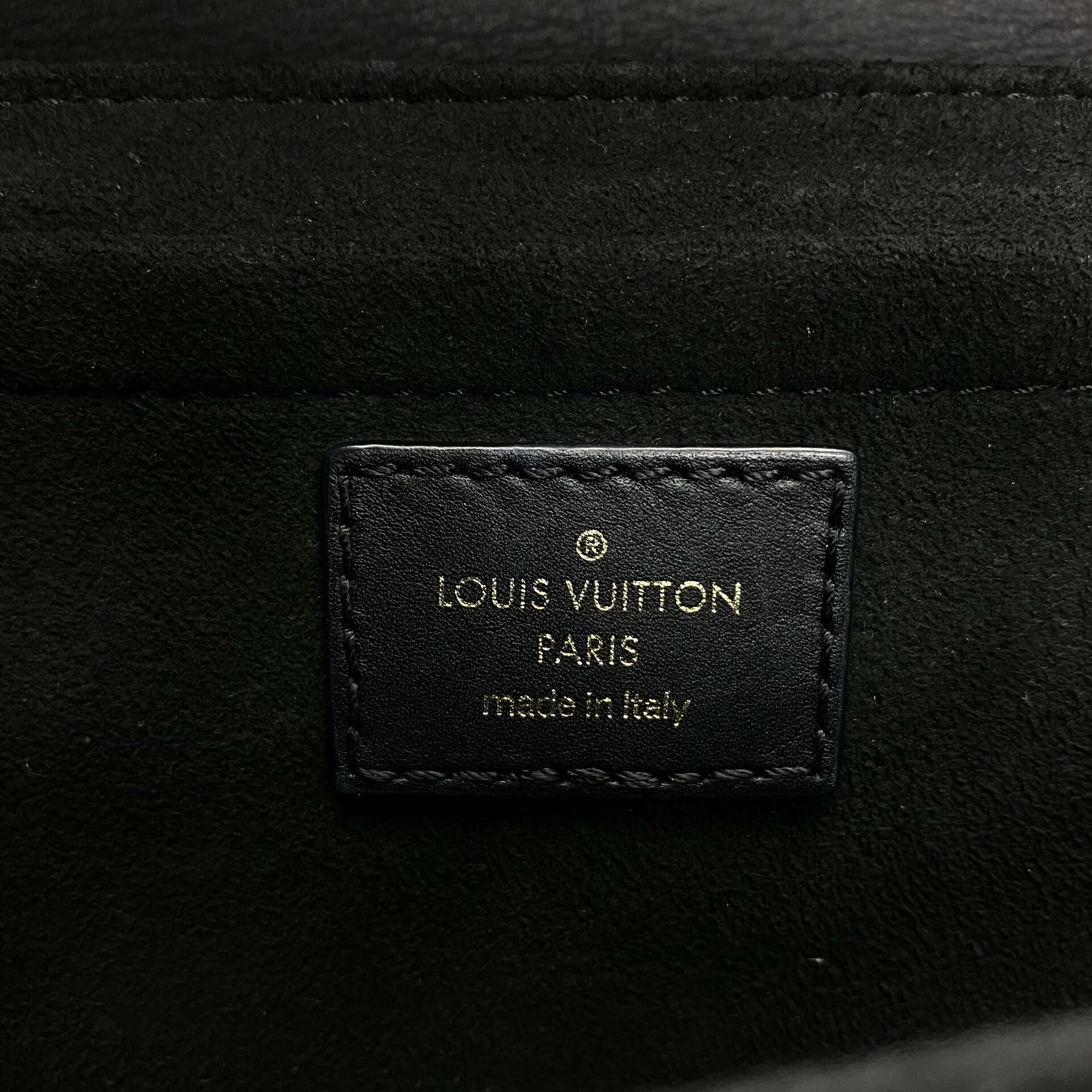 Bolsa Louis Vuitton New Wave Preta