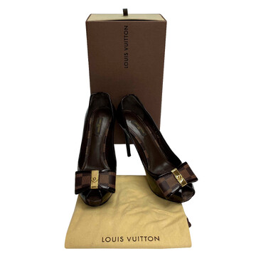 Sapato Louis Vuitton Marrom