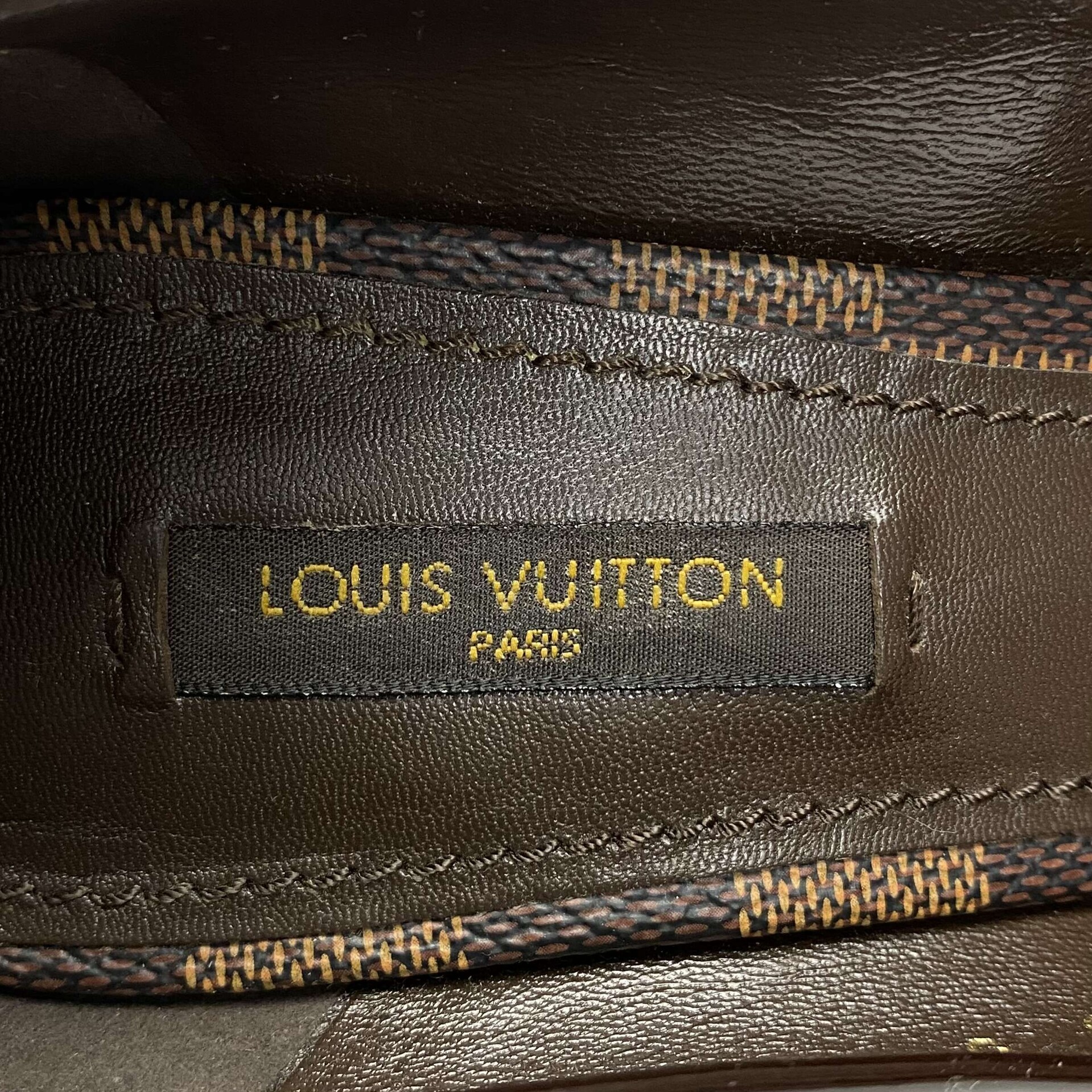 Sapato Louis Vuitton Marrom