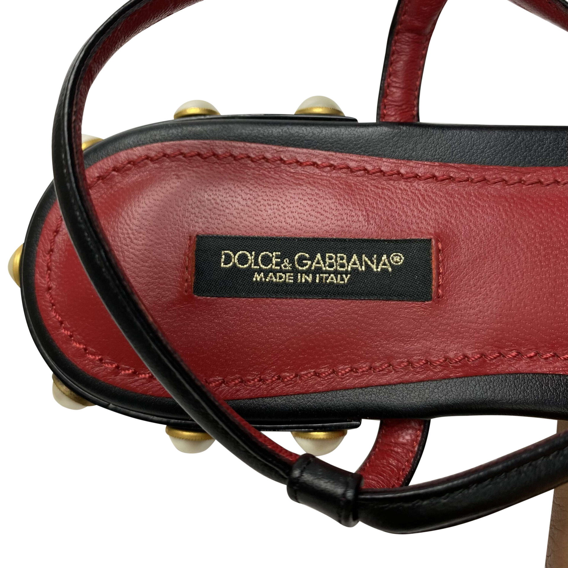 Flat Dolce & Gabbana DG