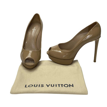 Peep Toe Louis Vuitton Verniz Nude