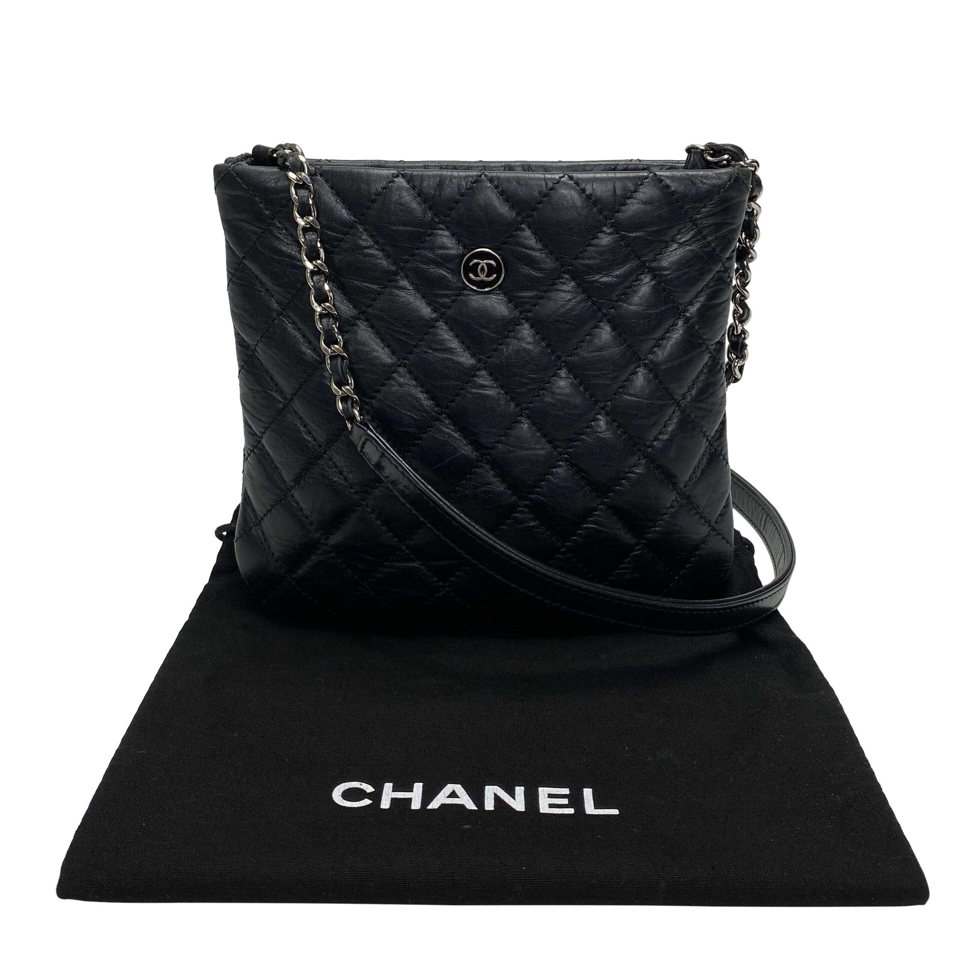 Bolsa Chanel Transversal Matelassê Preta