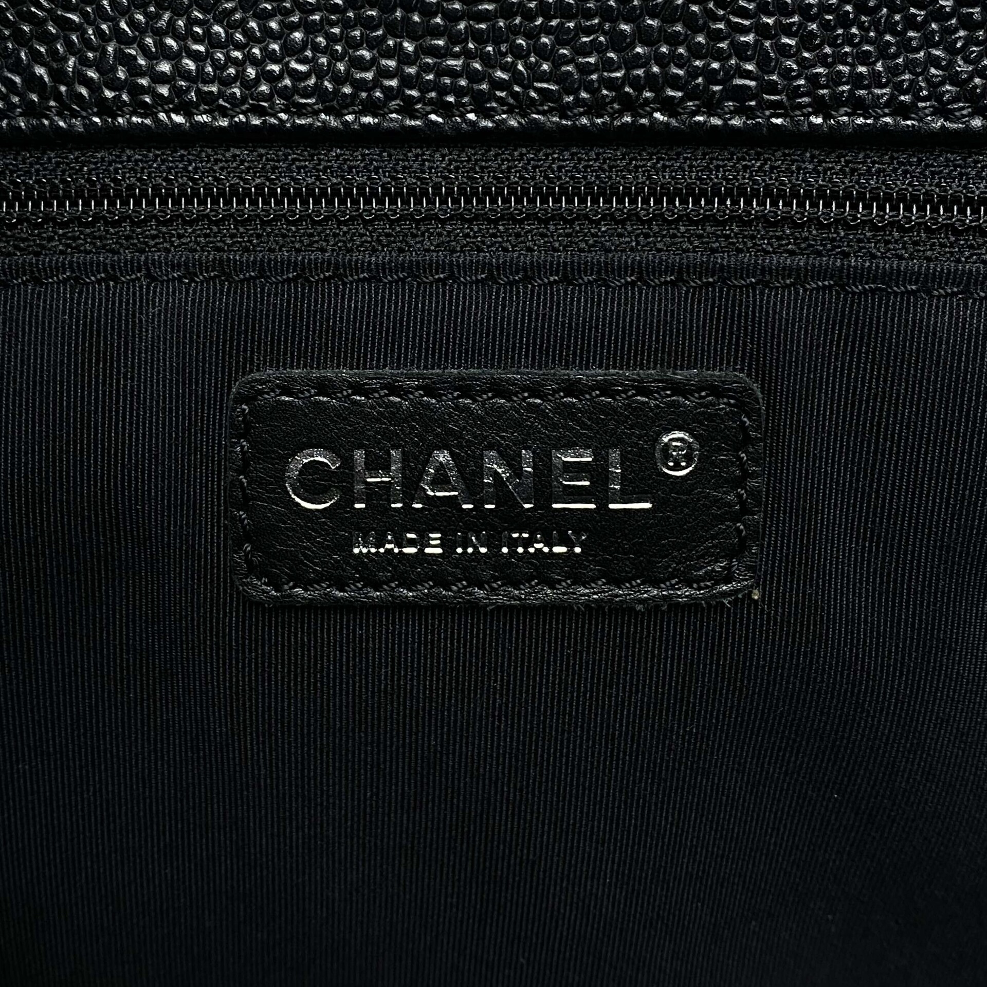 Bolsa Chanel Grand Shopping Tote GST Preta