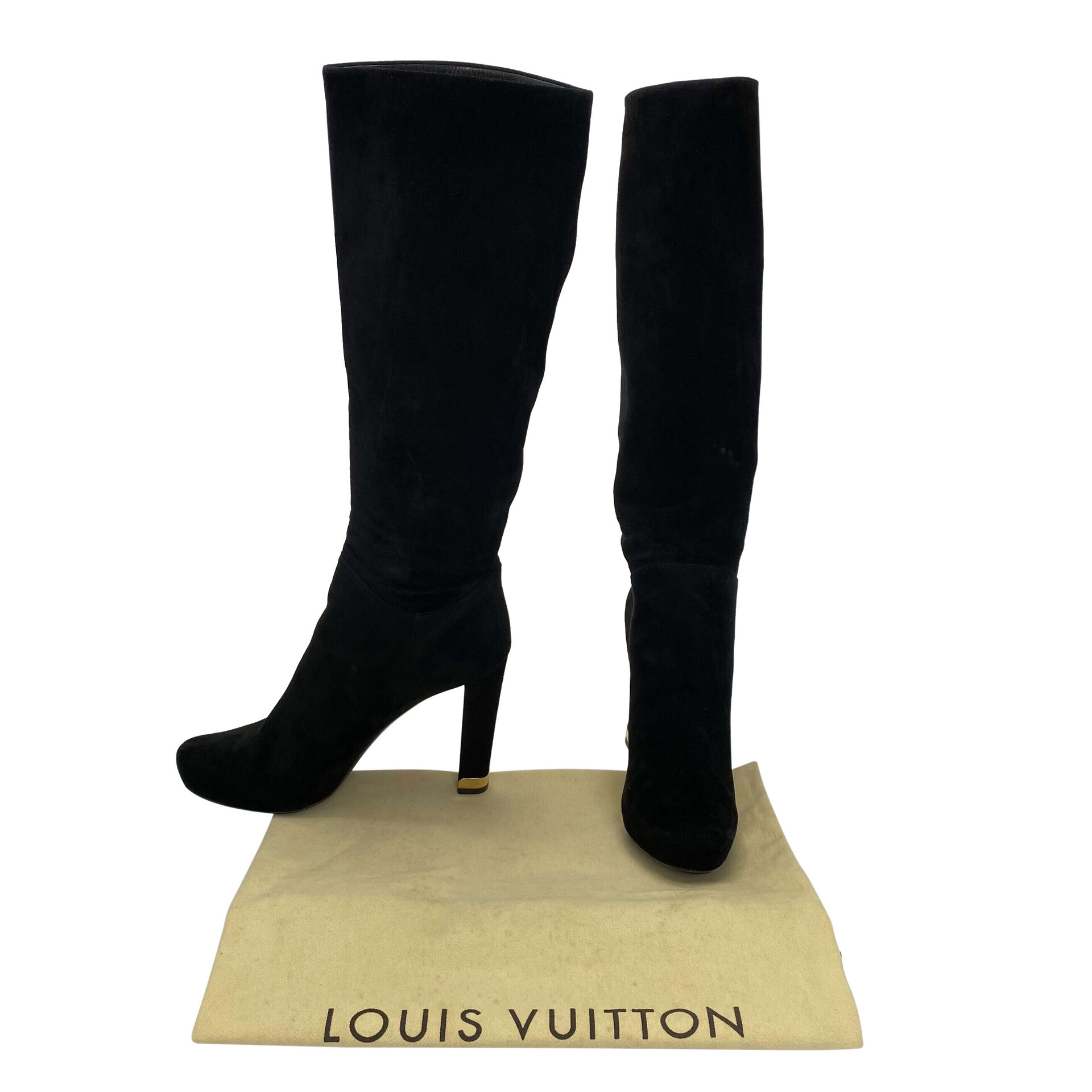 Bota Louis Vuitton Camurça Preta