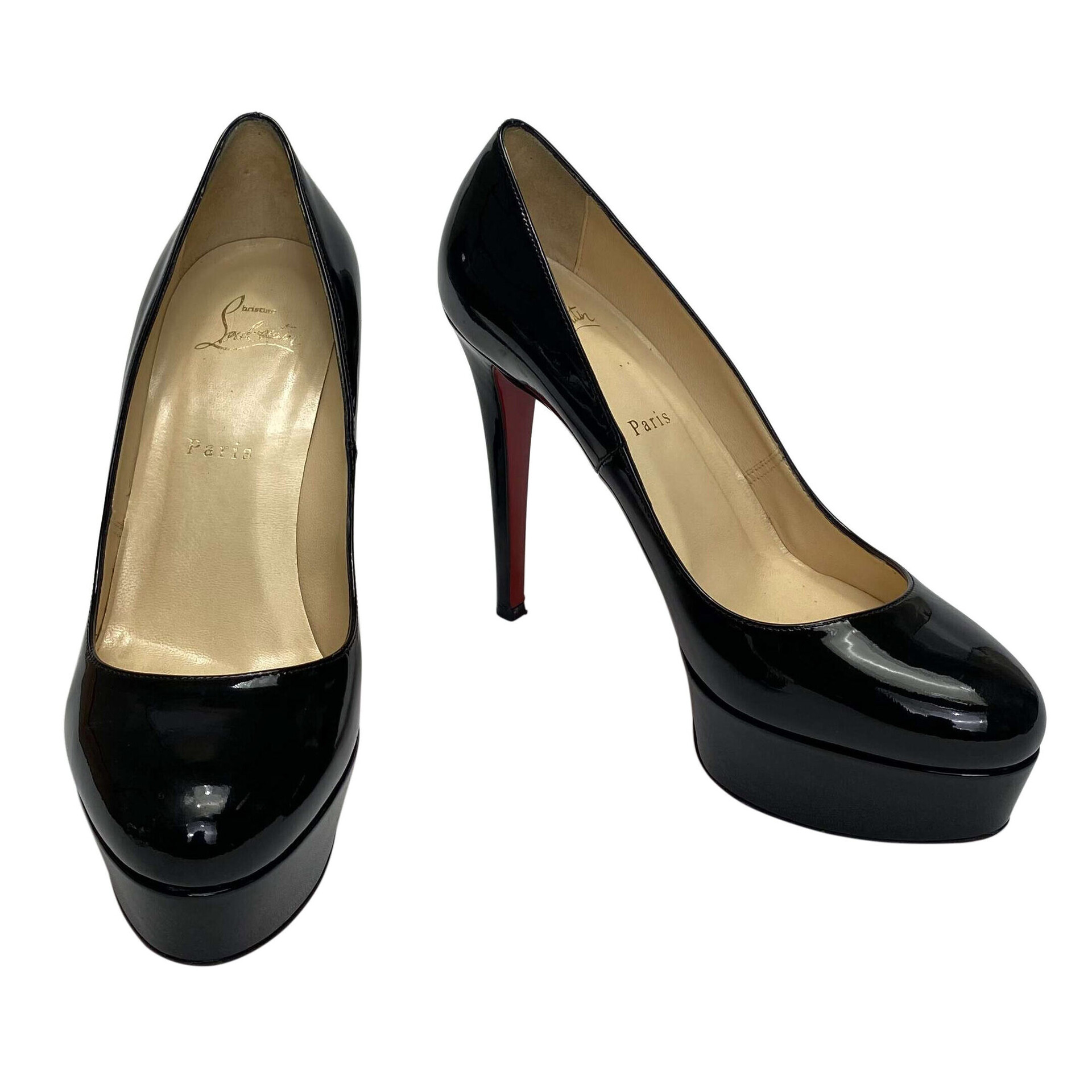 Scarpin Christian Louboutin Verniz Preto