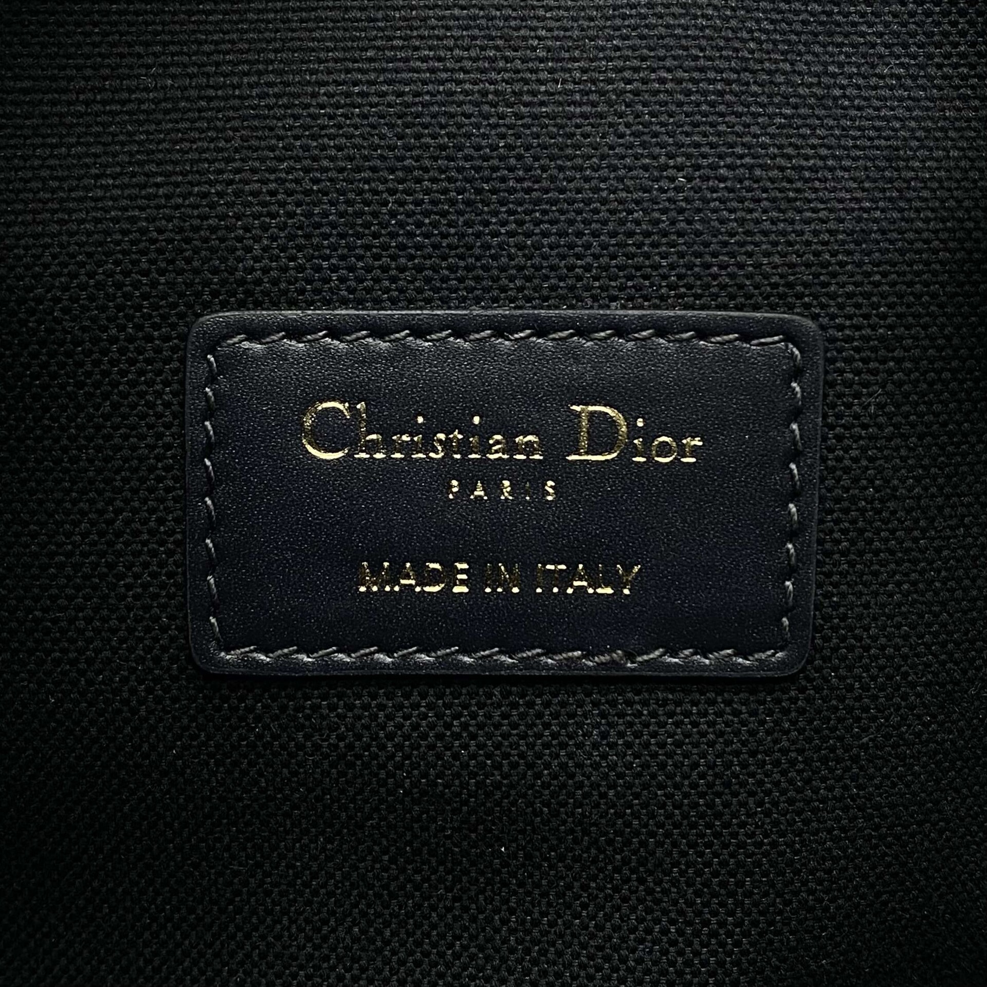 Bolsa Christian Dior Small C'est Dior Bag