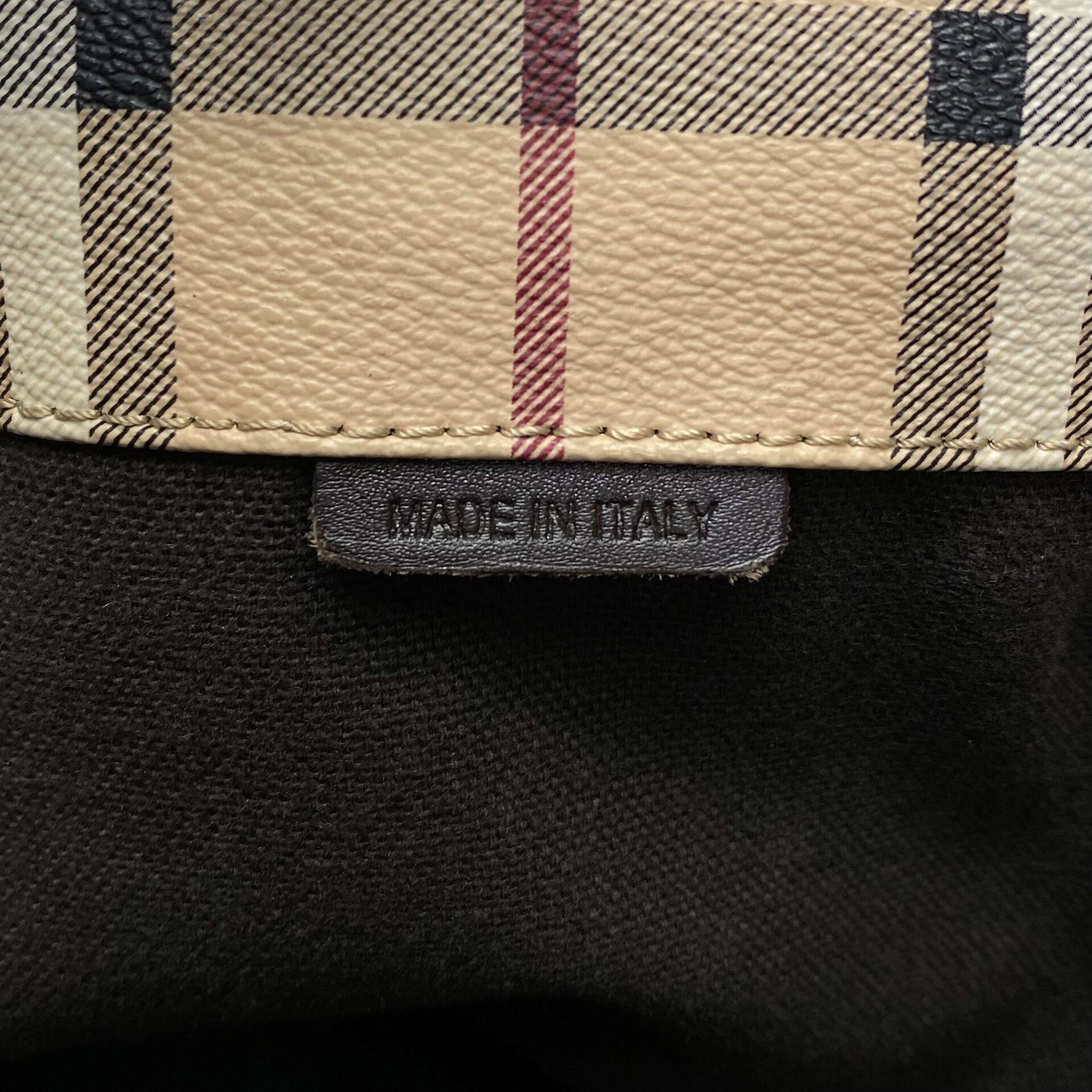 Bolsa Burberry Haymarket Canterbury.