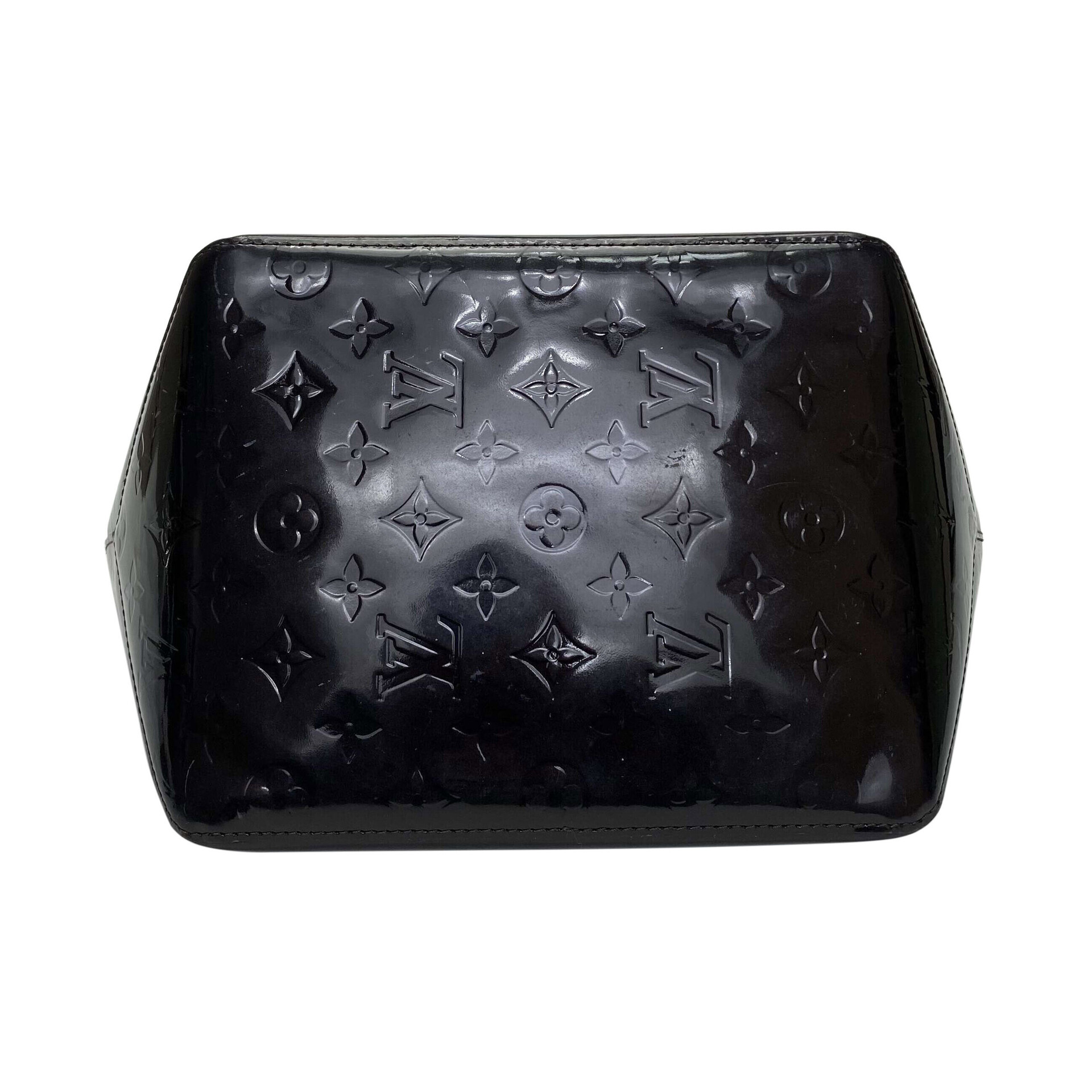 Bolsa Louis Vuitton Bellevue Verniz Vinho