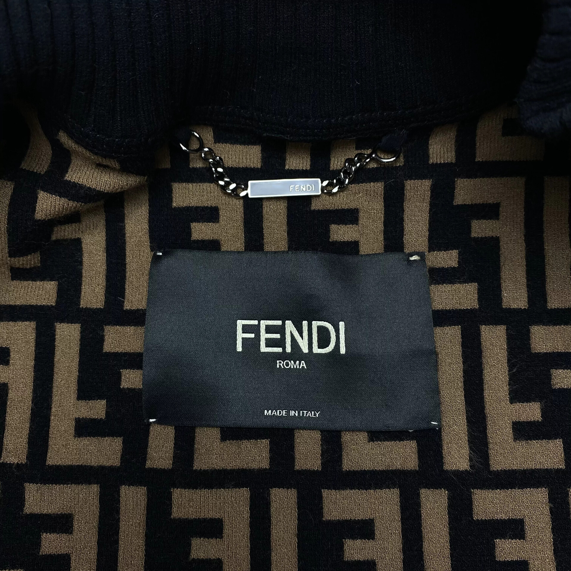 Casaco Fendi