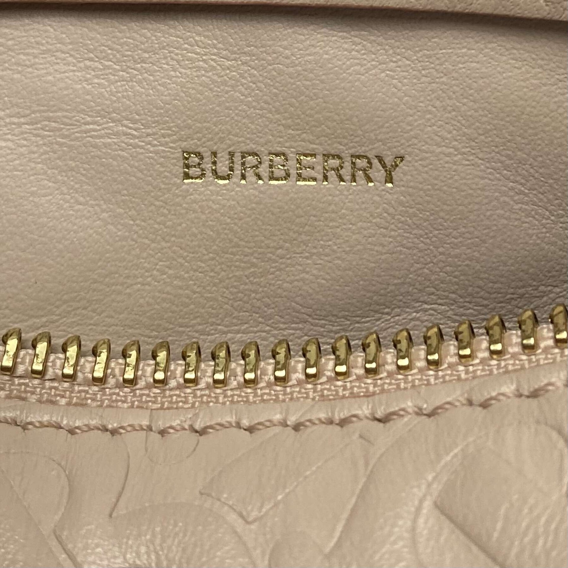 Bolsa Burberry Barrel Nude