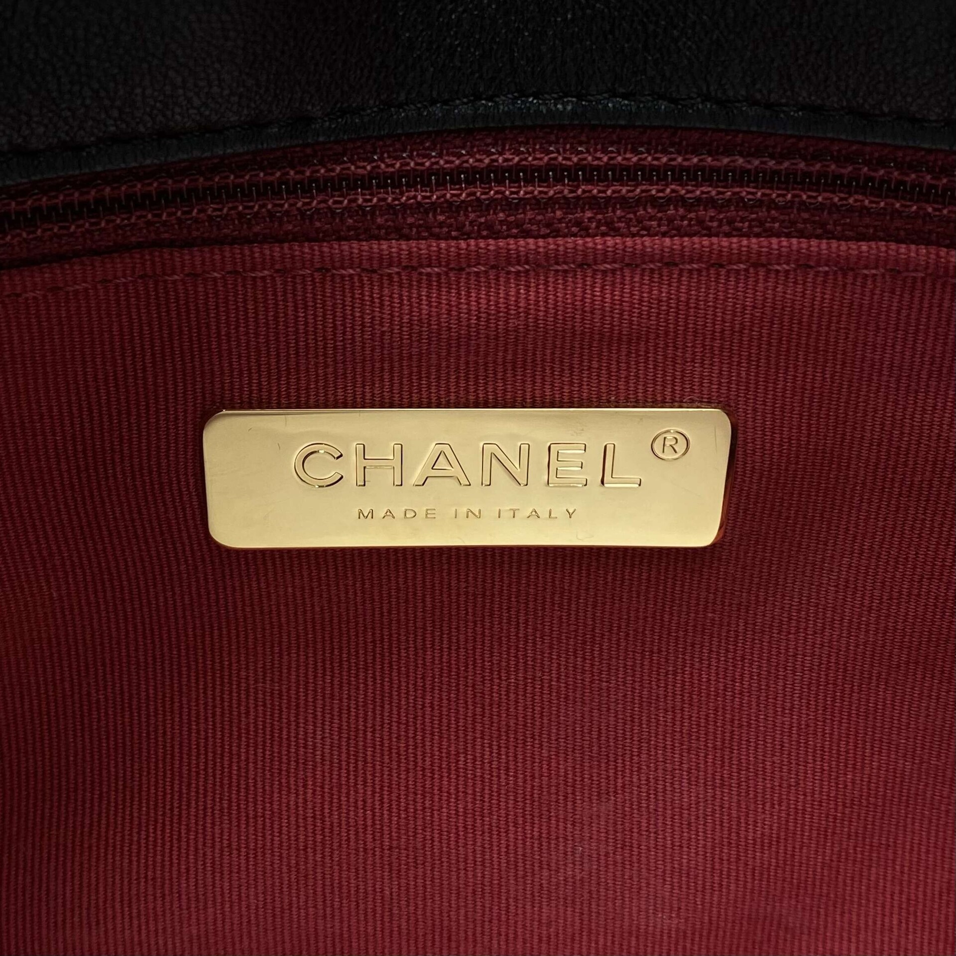 Bolsa Chanel 19 Couro Preto