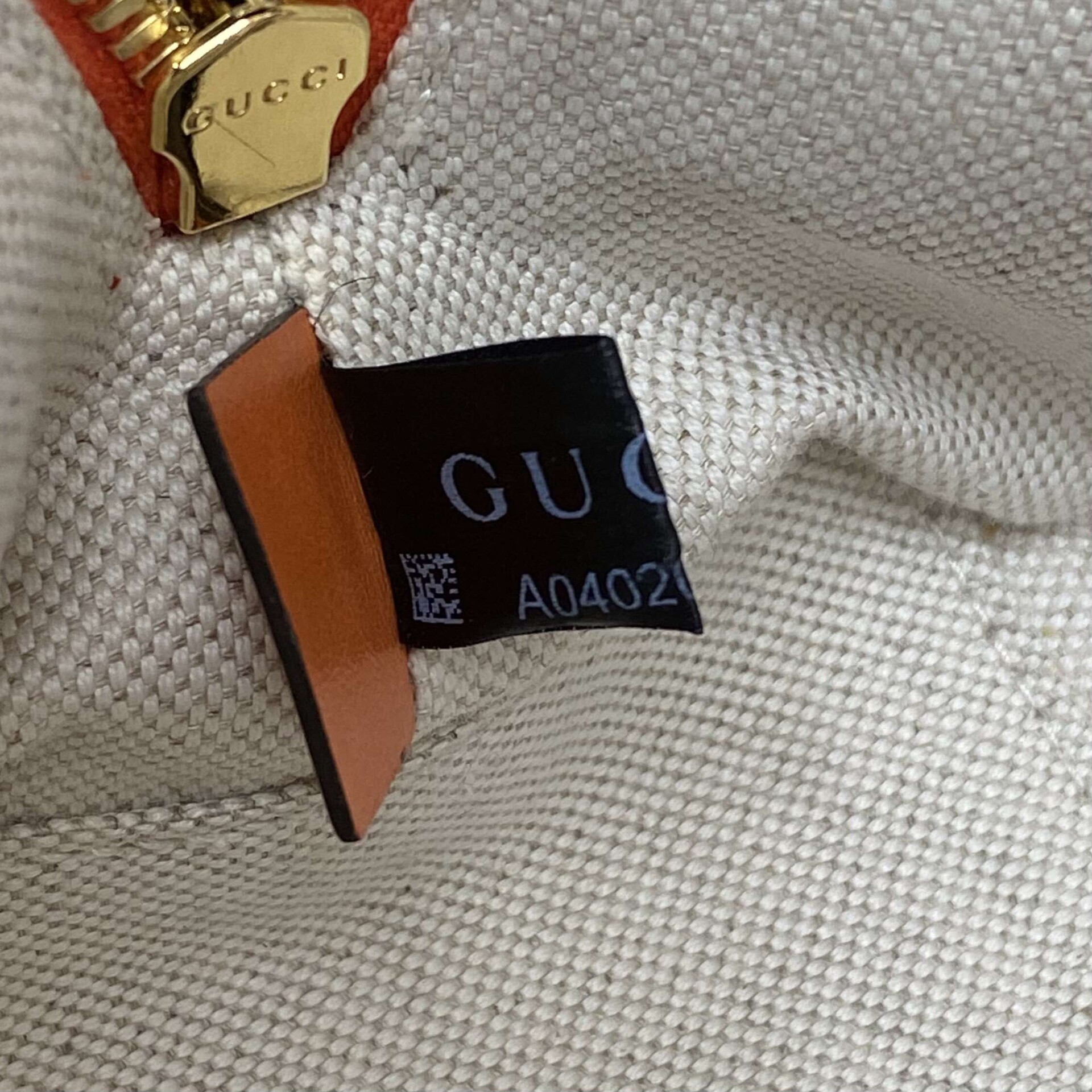 Bolsa Gucci GG Matelassê Couro Laranja