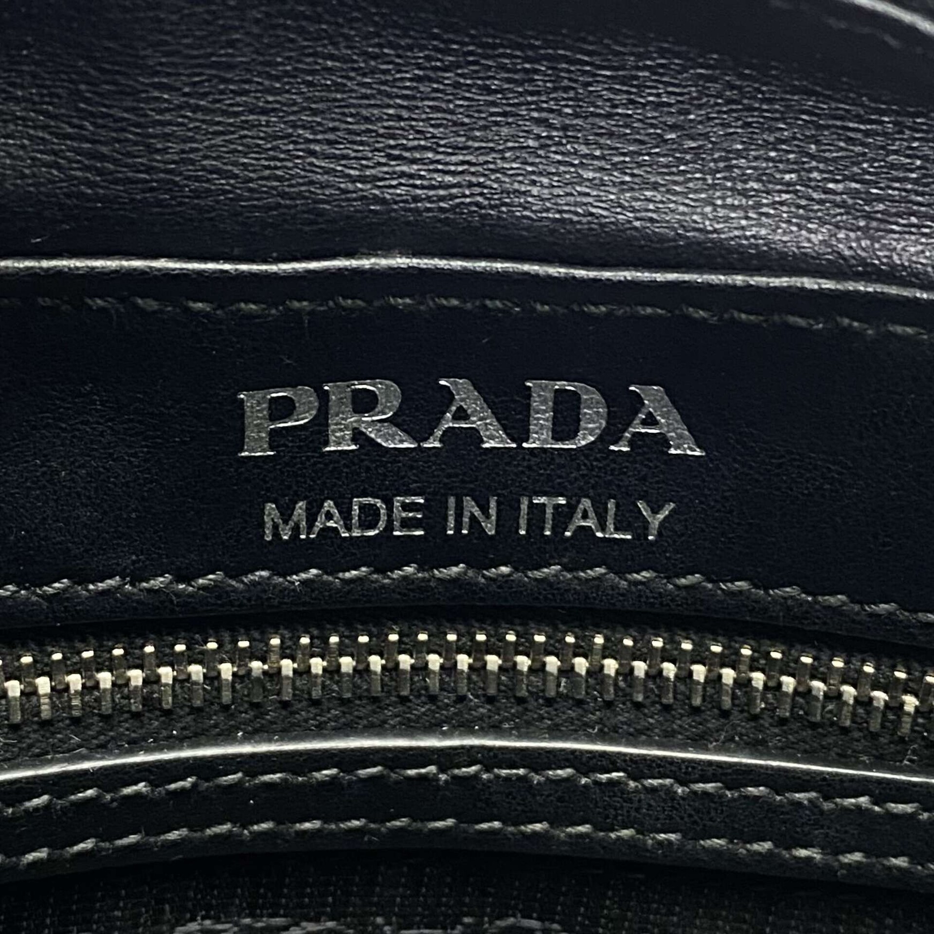 Bolsa Prada Câmera Bag Couro Preto