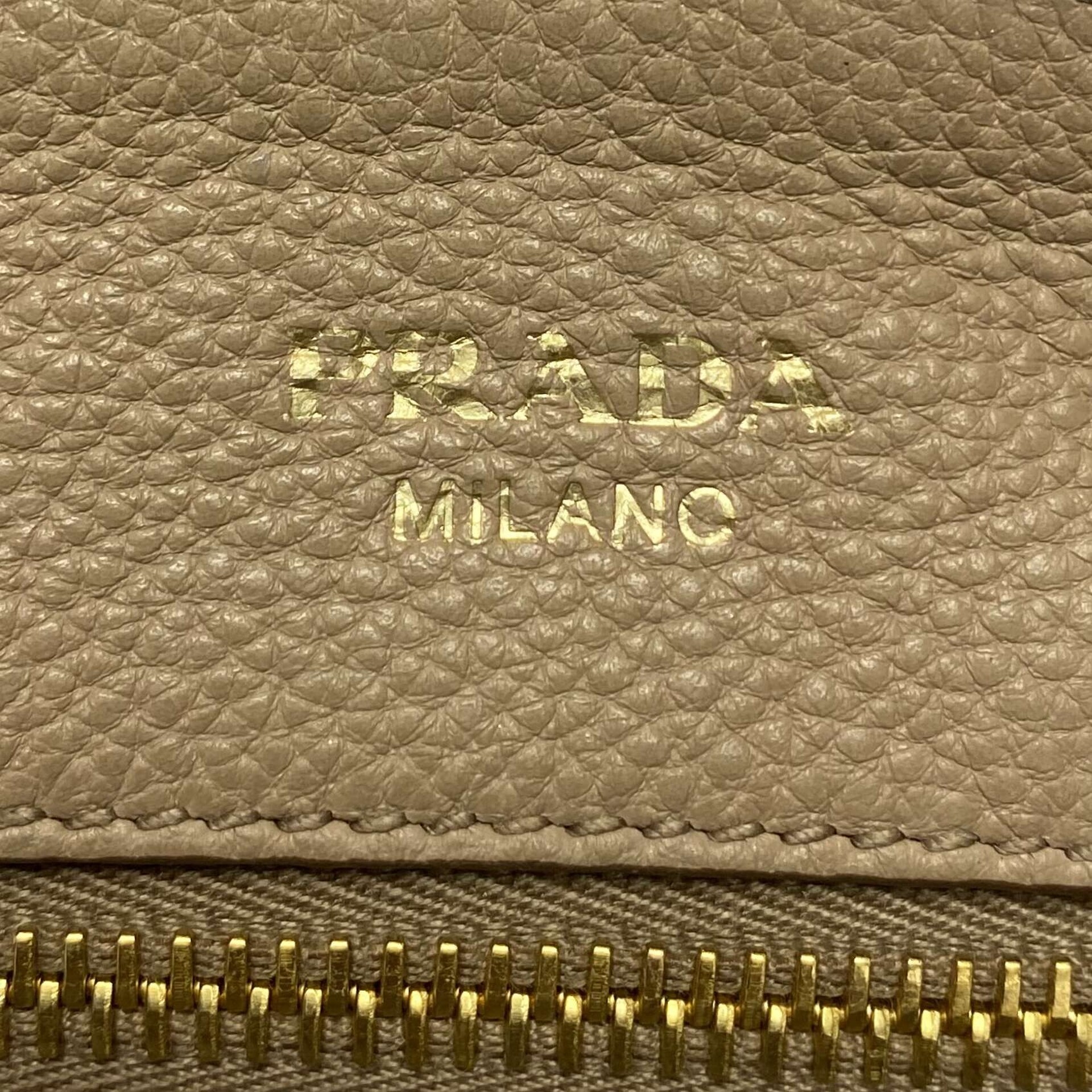 Bolsa Prada Tote Vitello Daino Bege