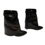 Bota Givenchy Shark Lock Couro Preta