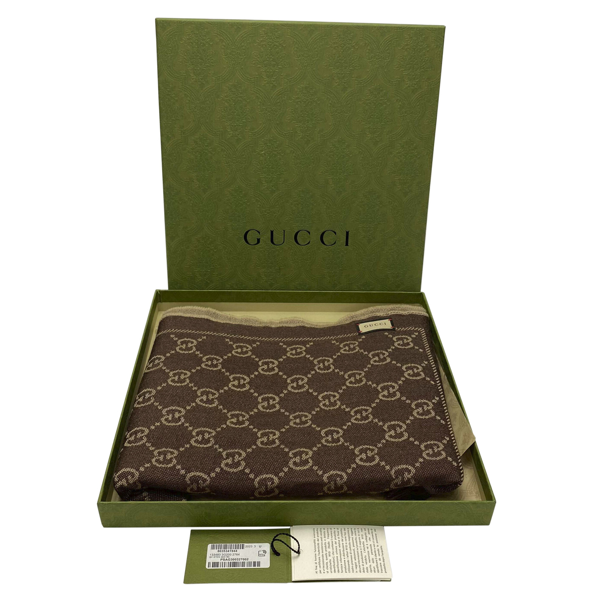 Pashmina Gucci Monograma