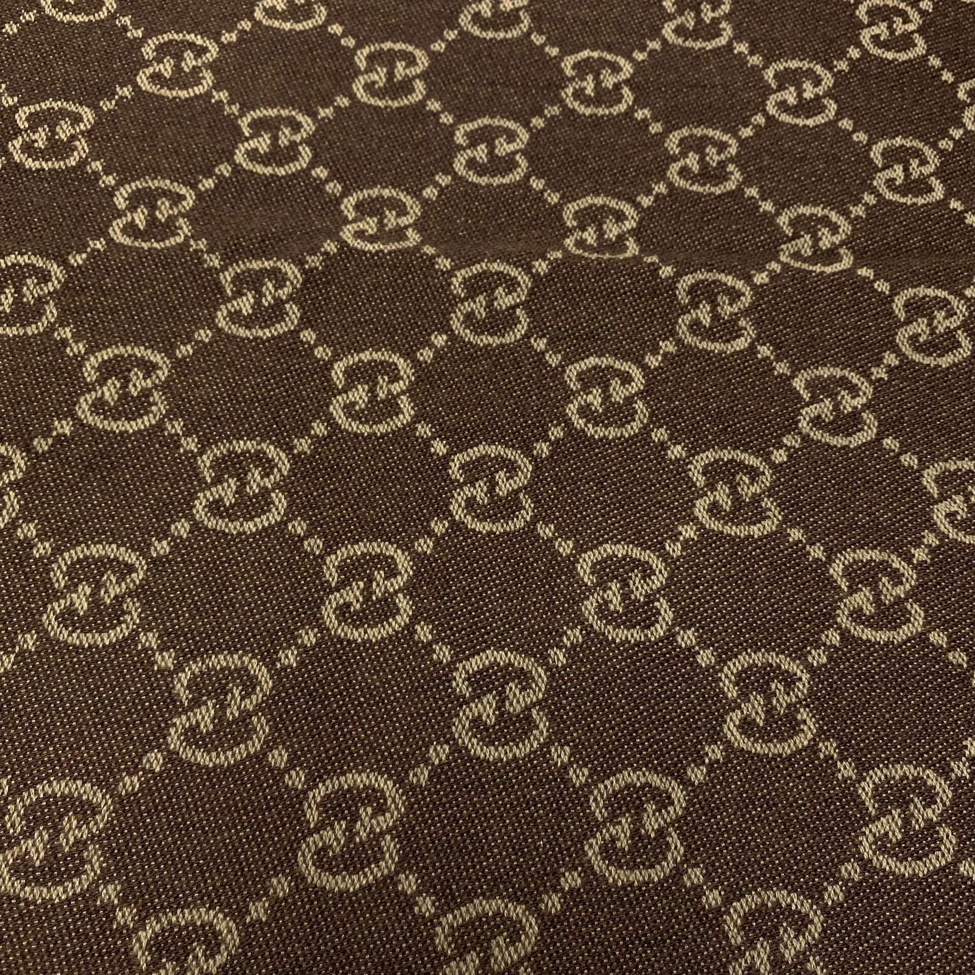 Pashmina Gucci Monograma
