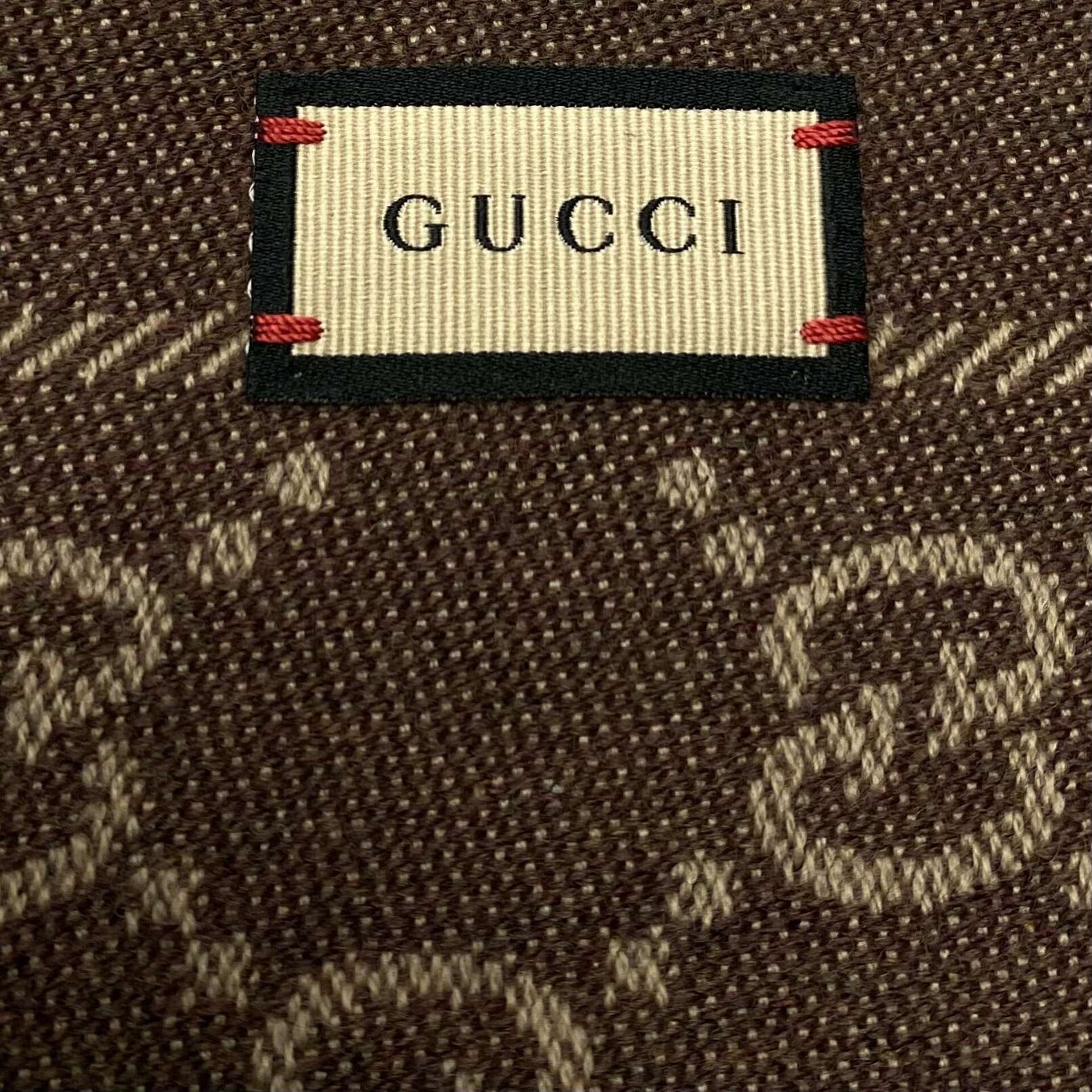 Pashmina Gucci Monograma