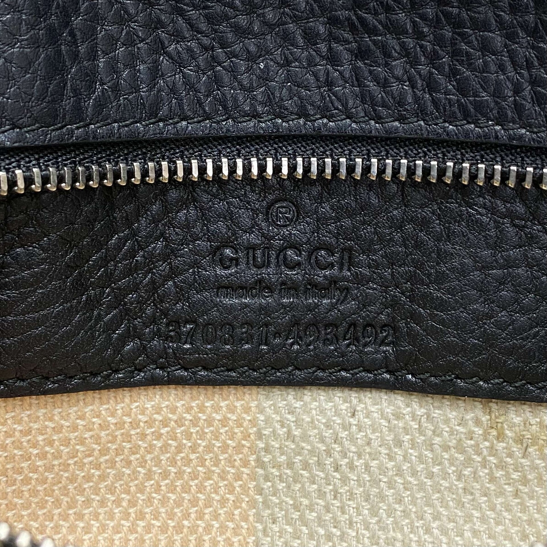 Bolsa Gucci Bamboo Daily Preta