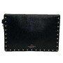 Clutch Valentino Garavani Rockstuds Preta