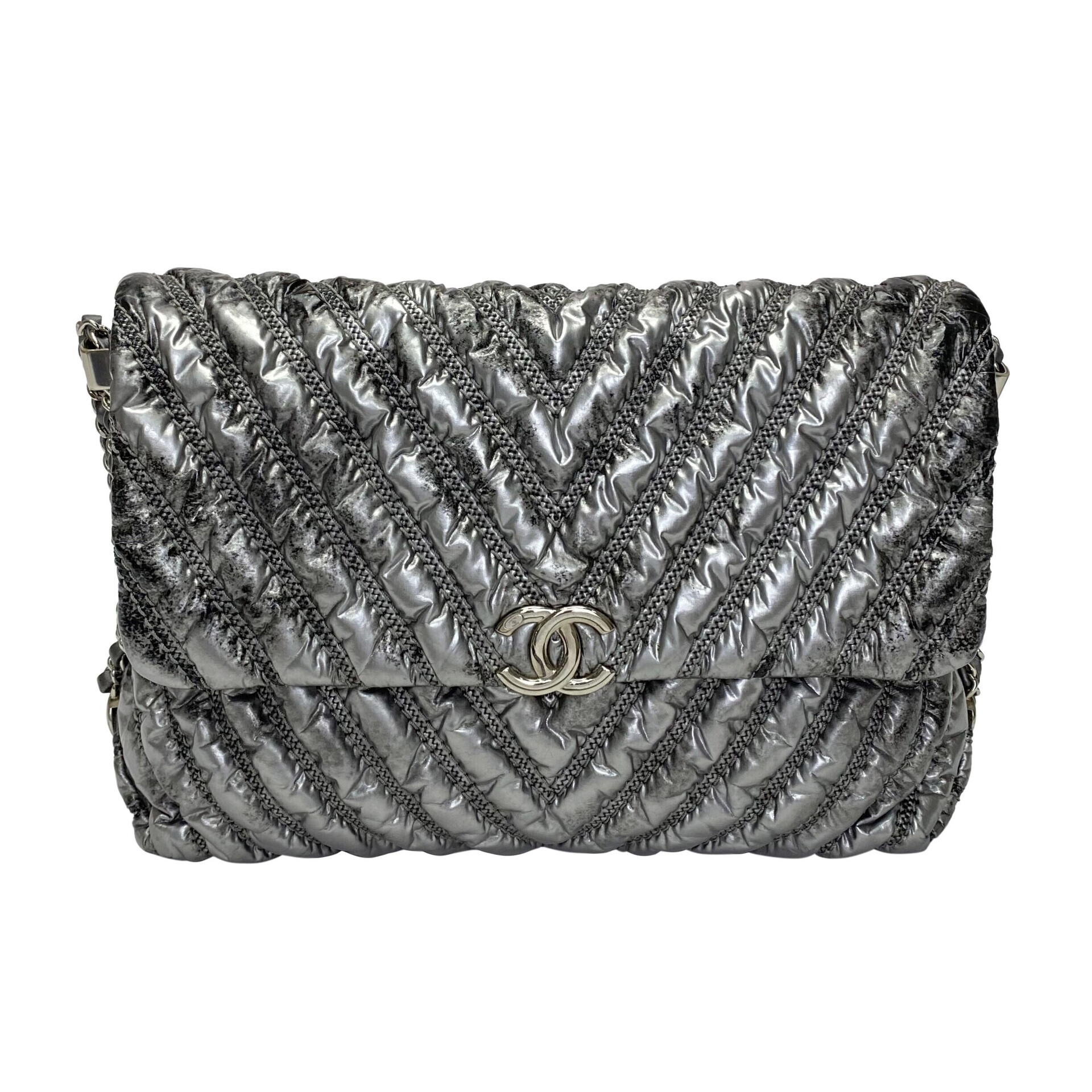 Bolsa Chanel Metallic Lame Chevron