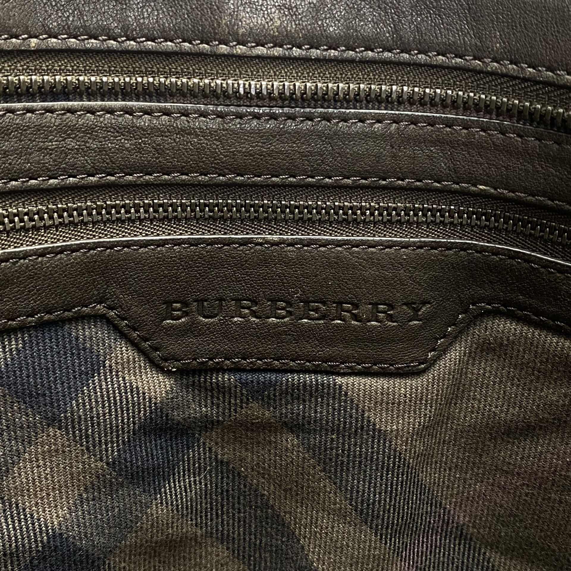 Bolsa Burberry Couro Matelassê Marrom