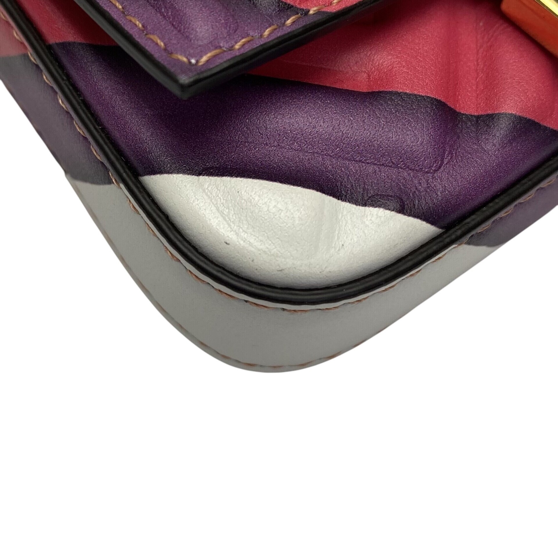 Bolsa Fendi Nano Baguette