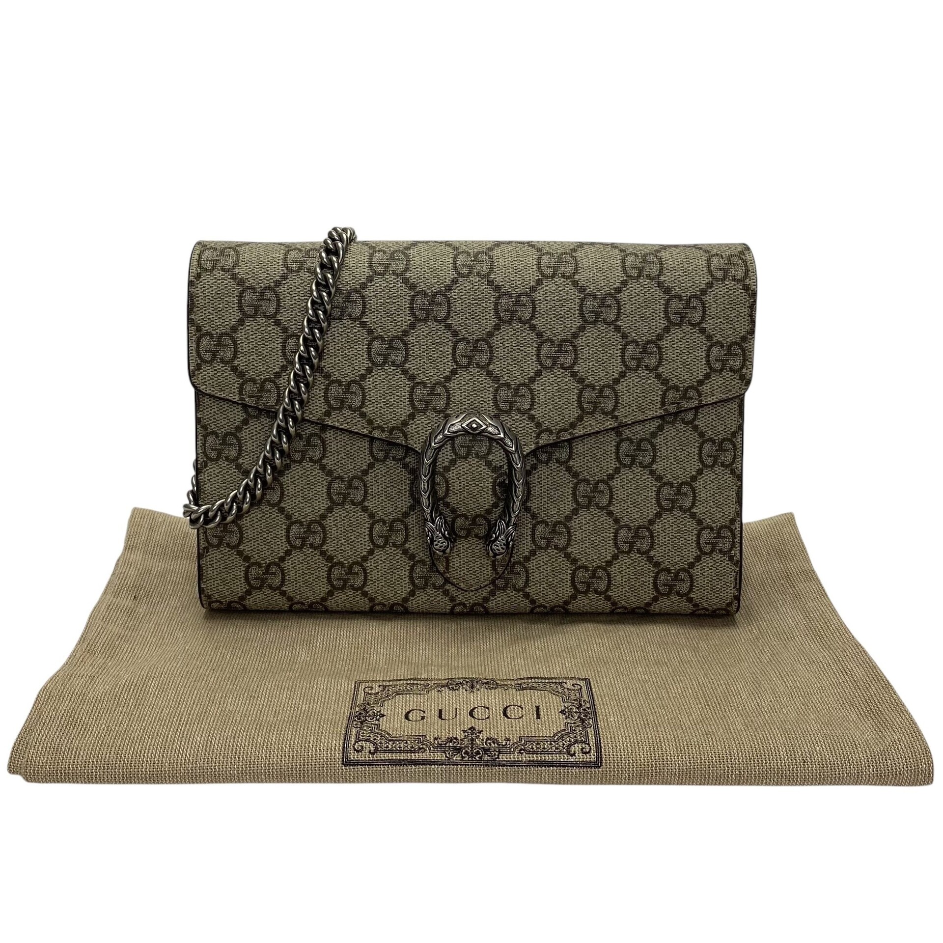 Bolsa Gucci Dionysus GG Supreme Chain Wallet