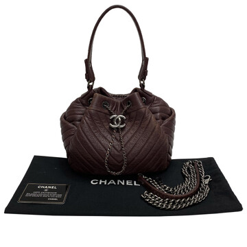 Bolsa Chanel Chevron Urban Spirit Bucket