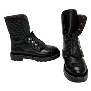 Bota Chanel Preta