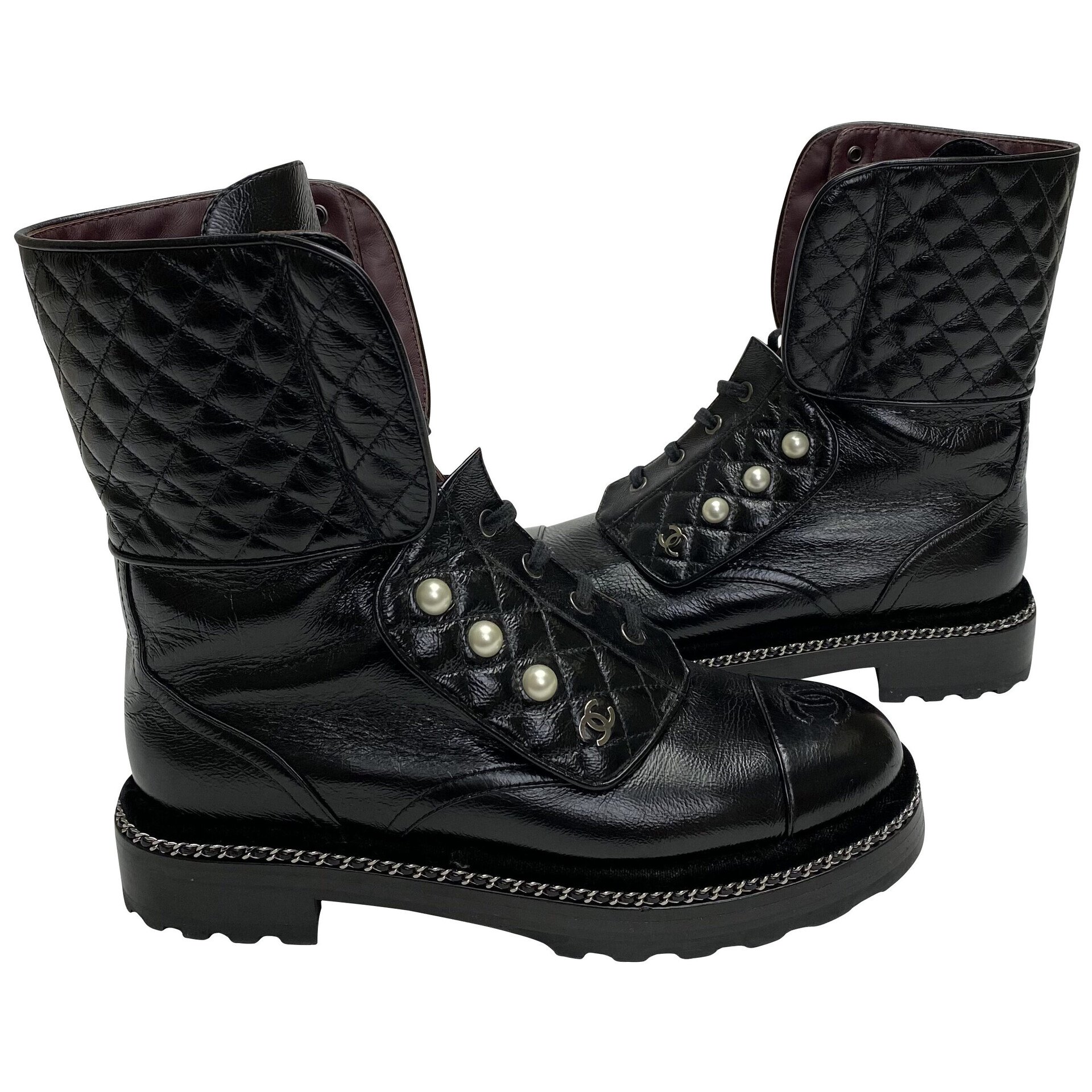 Bota Chanel Preta