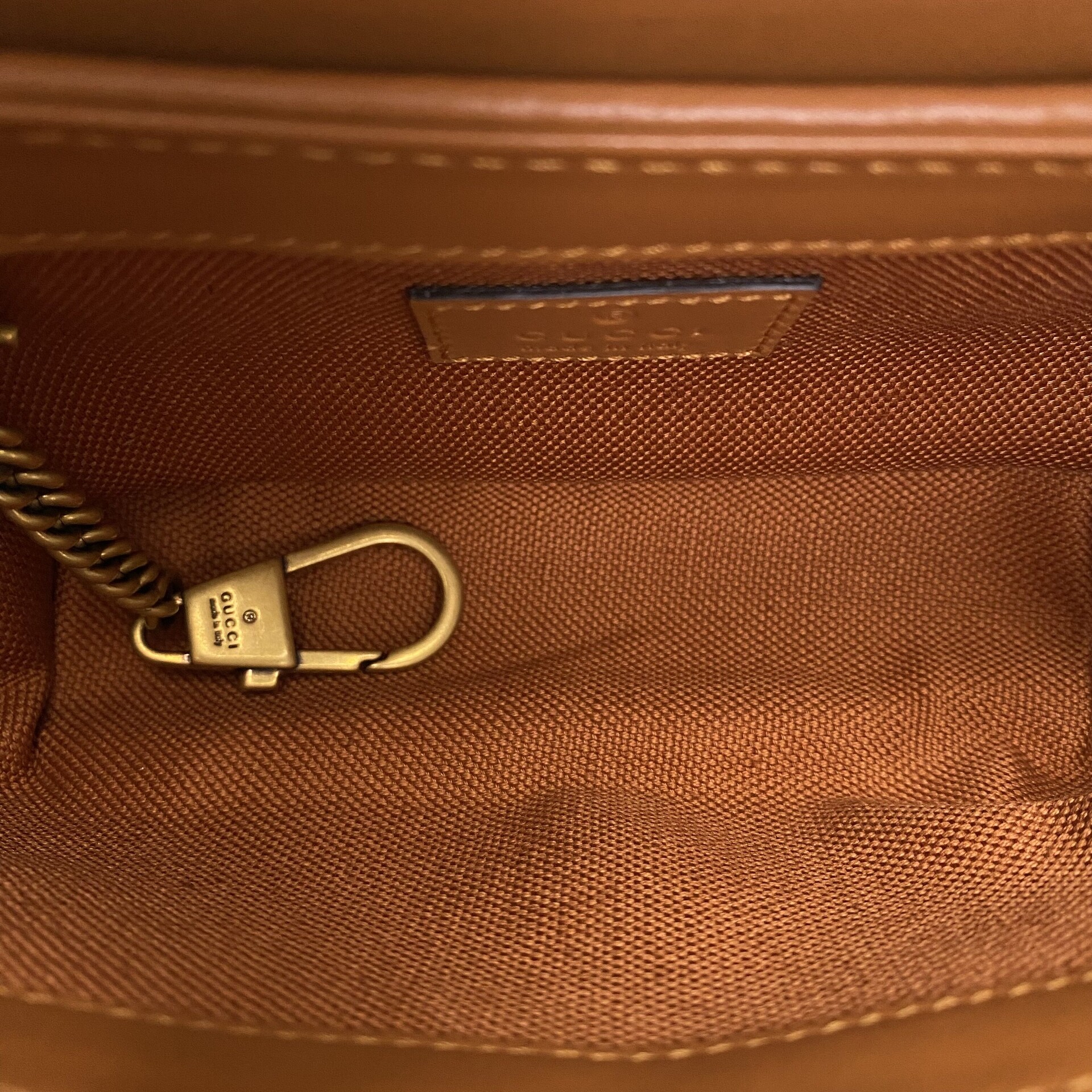 Bolsa Gucci GG Marmont Super Mini