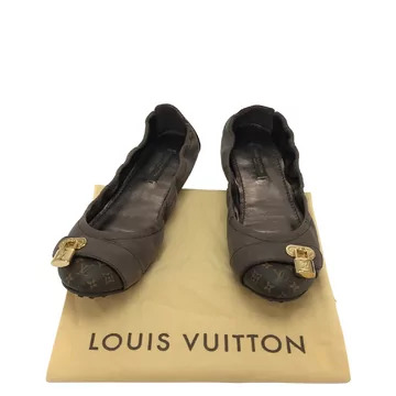 Sapatilha Louis Vuitton Marrom