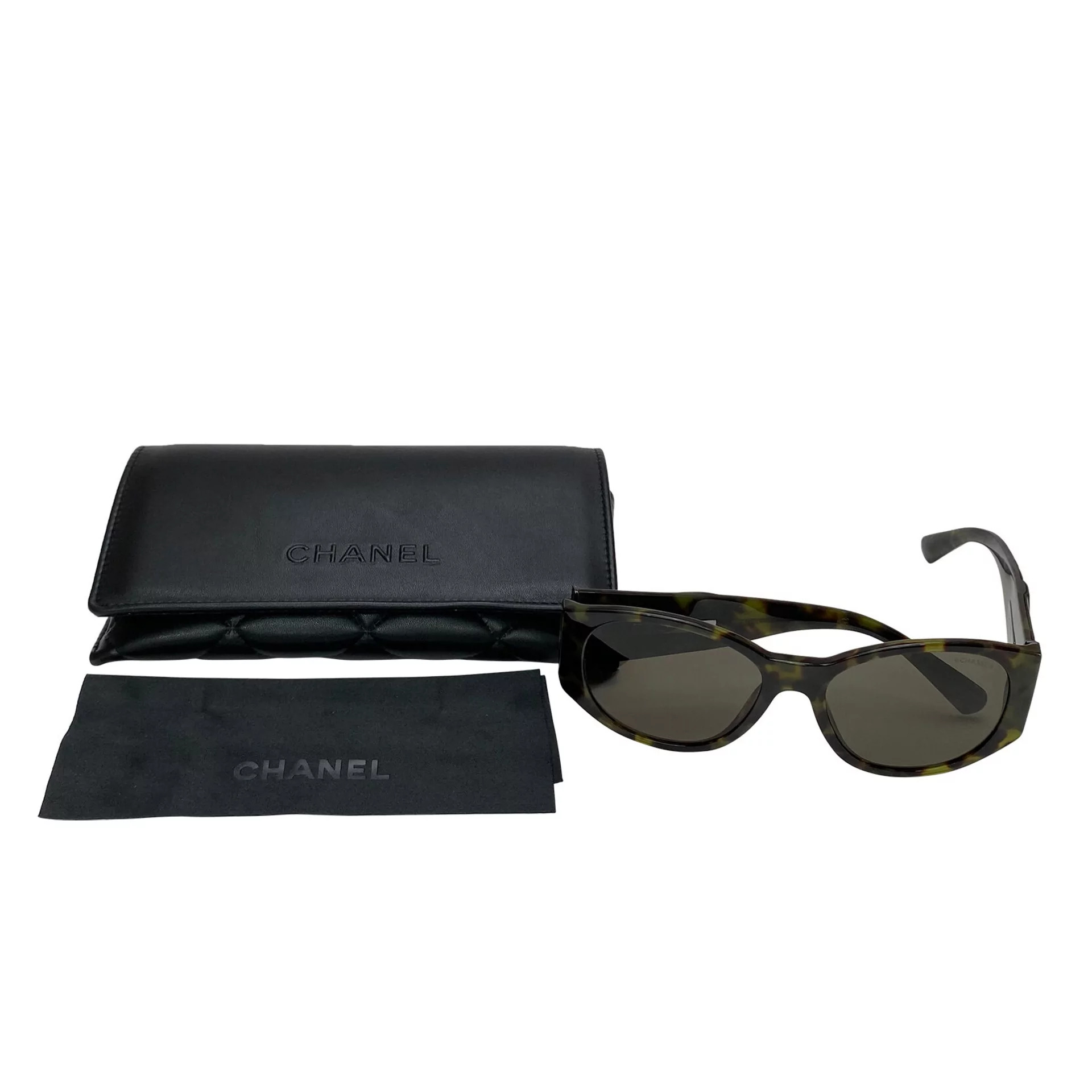 Óculos de Sol Chanel - 5411