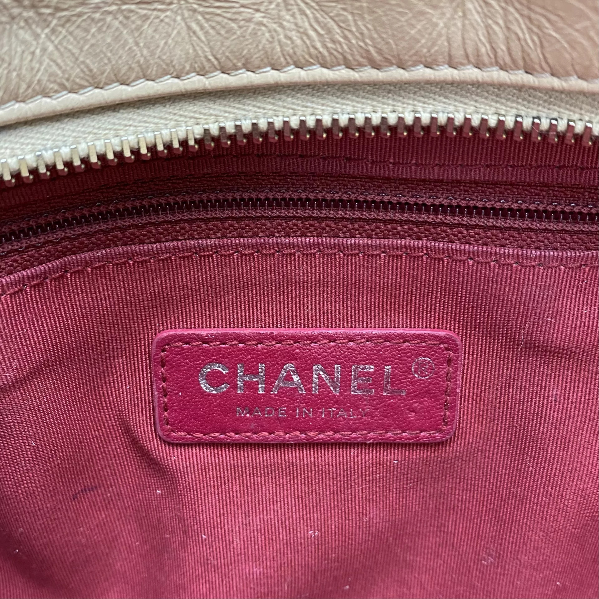 Bolsa Chanel Gabrielle Aged Calfskin Bicolor